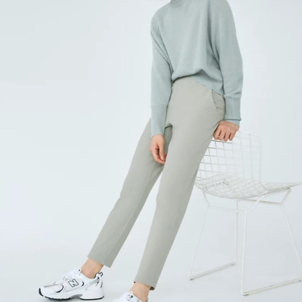 The Group by Babaton Weekender Pant in Dusky Green